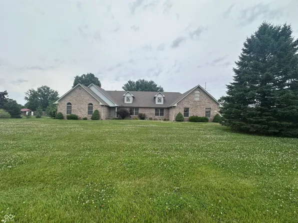 3794 E Vernon Dr, Mooresville, IN 46158