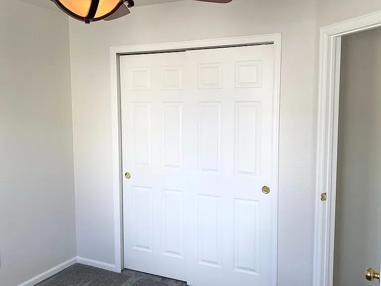 14215 White Peak Dr — Photo 3