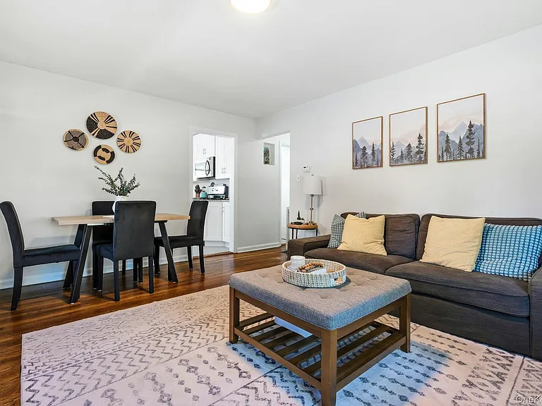 135 Woolsey Ave — Photo 8