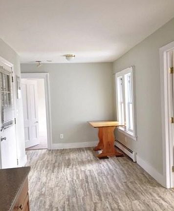 3rd image of 34 Tomkins Ave Floor 2