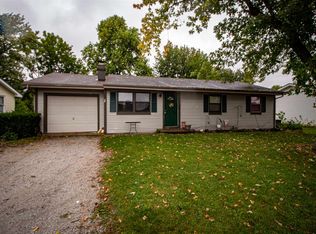 402 E 12th St, Brookston, IN 47923