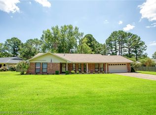 10618 Edgewater Rd, Fort Smith, AR 72903