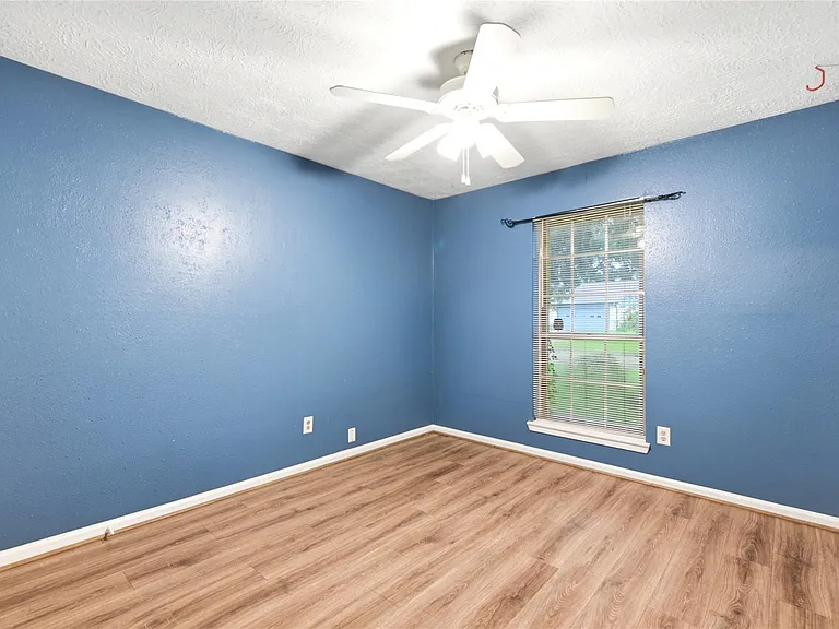 6009 Leafwood Cir — Photo 19