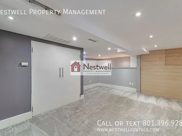 2471 S Douglas St — Photo 19