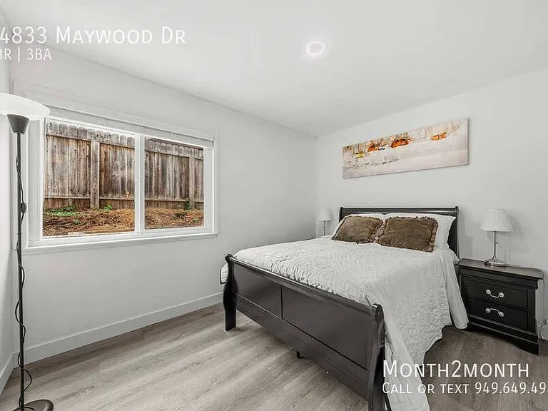 14833 Maywood Dr — Photo 16