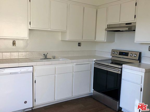 4th image of 11639 Chenault St APT 202