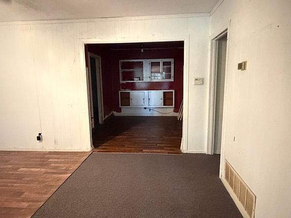 4th image of 1731 Steves Ave