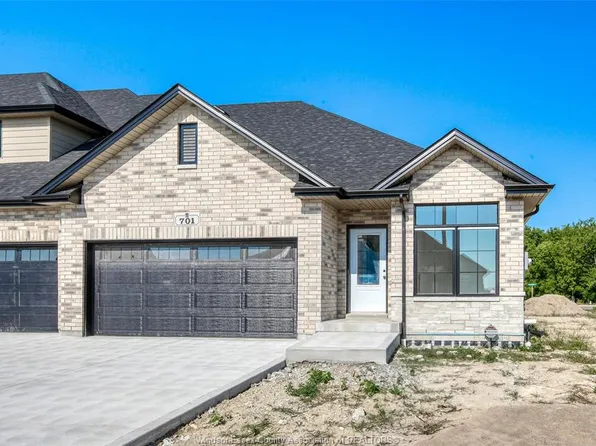 701 Elliot Point Rd, Amherstburg, ON N9V 0H1