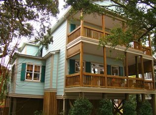 406 E Ashley Ave, Folly Beach, SC 29439