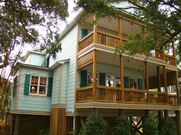 406 E Ashley Ave, Folly Beach, SC 29439