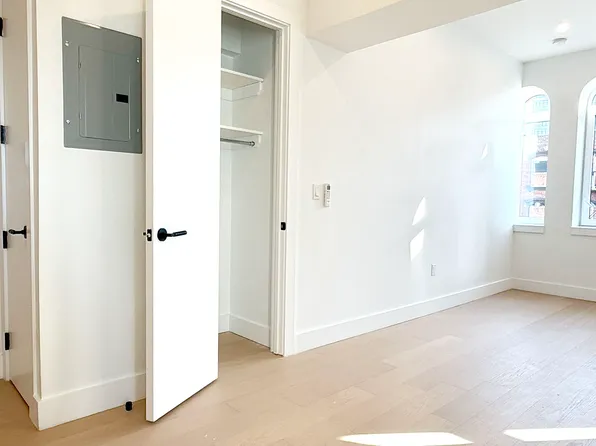 107 South 6th Street image 10 of 20