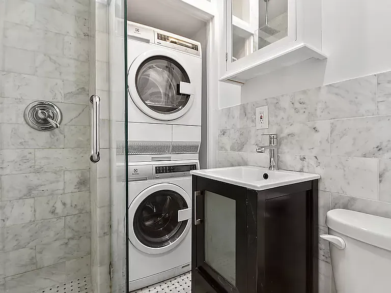 1158 2nd Ave #3W — Photo 5