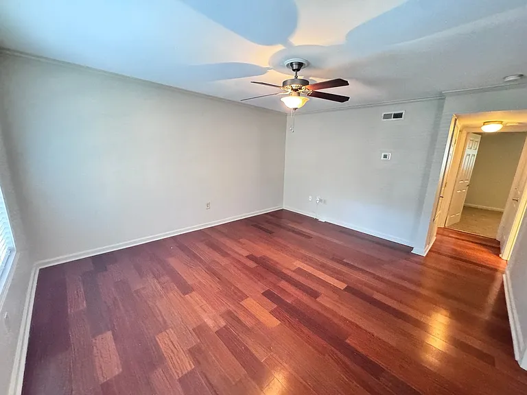 1100 Park Ln #1006 — Photo 2