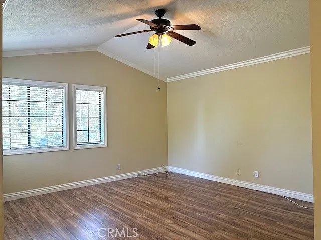 2 bed, 847 sqft, $3,000 — Photo 2