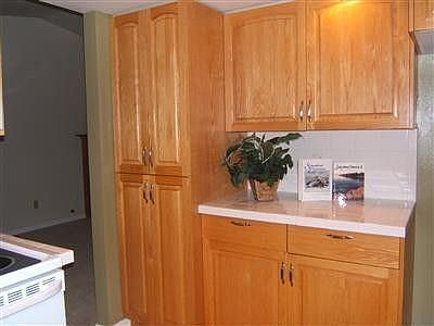 5th image of 1917 Dumas Cir NE