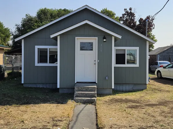 345 SE 4th St, Hermiston, OR 97838