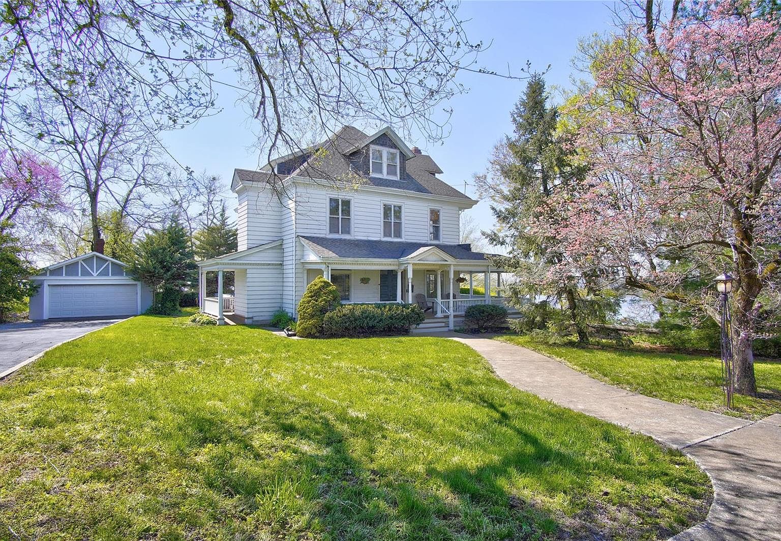 463 Bluff St, Alton, IL 62002 Zillow