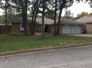 5706 Old Place Rd, Arlington, TX 76016