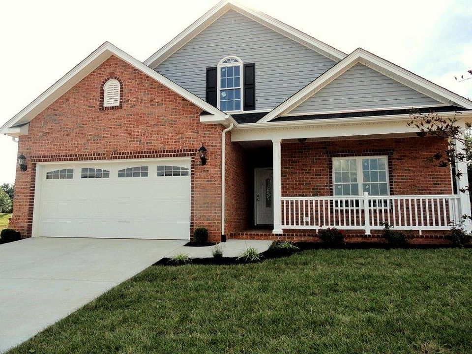 For Sale: 750 Seneca DR, Roanoke, Virginia 24019