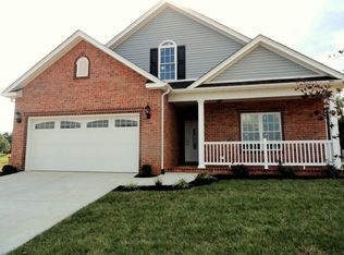 750 Seneca Dr, Roanoke, VA 24019
