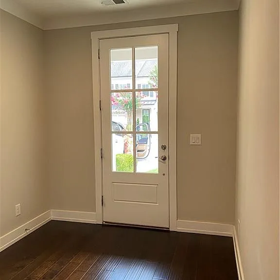 150 Bellehaven Dr — Photo 3