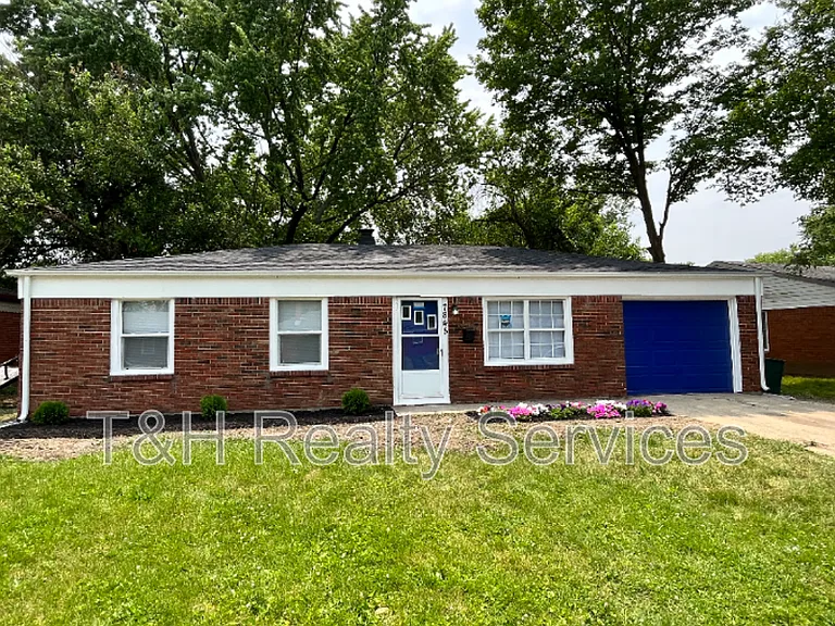 7845 Bonita Ct — Photo 1