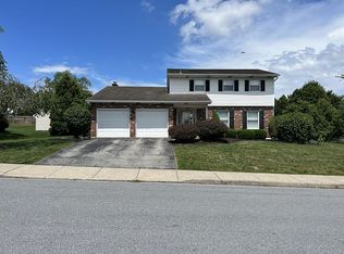 3015 Oakland Dr, Northampton, PA 18067