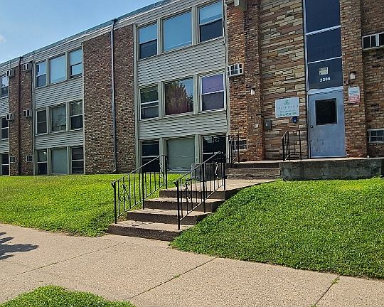 2nd image of 2323 16th Ave S #326116631