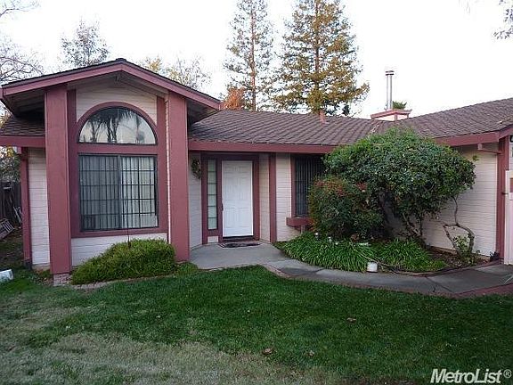 3rd image of 5527 Bagley Ct