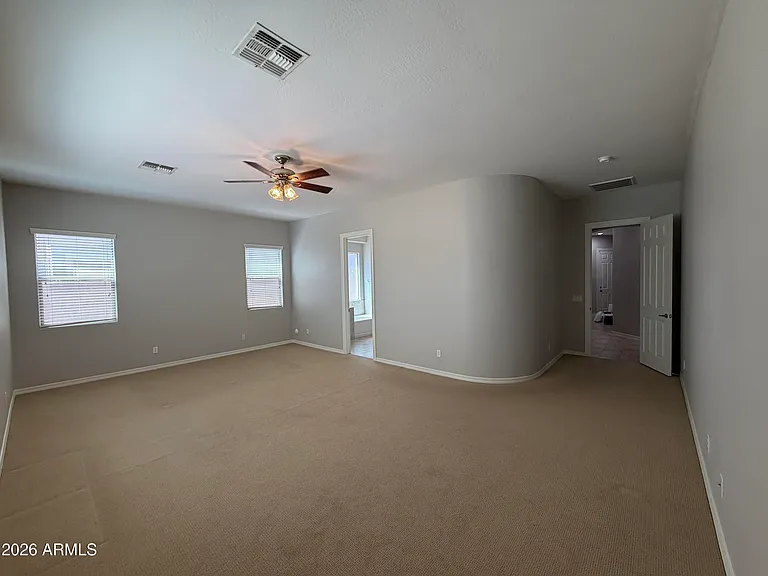 2417 E Iris Dr — Photo 16