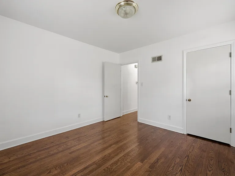 1911 Fontaine Rd — Photo 19
