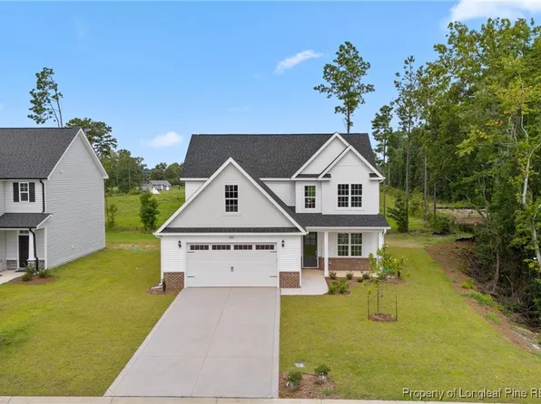 400 Whitestone Dr, Fayetteville, NC 28312