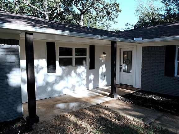 5th image of 17 Circle Dr