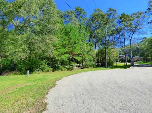 21999 Blazing Trl, New Caney, TX 77357