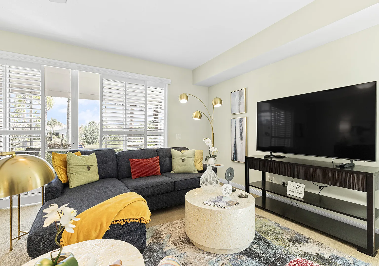 Coastal Luxe In Palmer Ranch — Photo 4