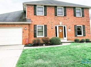 8053 Deepwood Dr, Sylvania, OH 43560