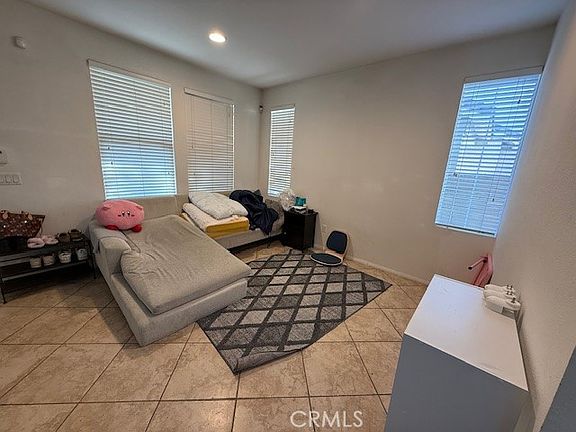 4th image of 4515 Sandano St