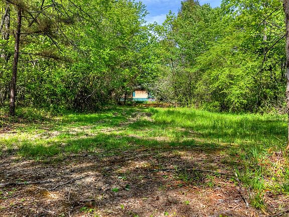 14th image of 111 Candlewood Ln