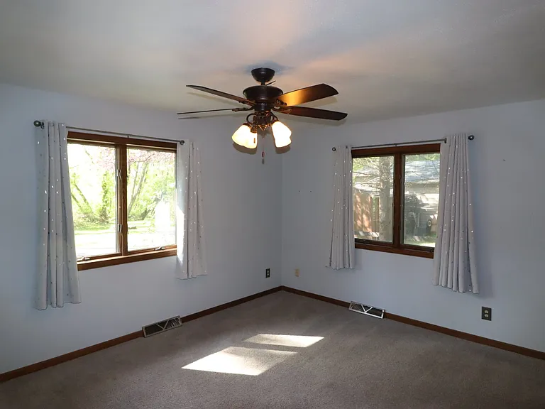 5081 Valley Heights Rd — Photo 15