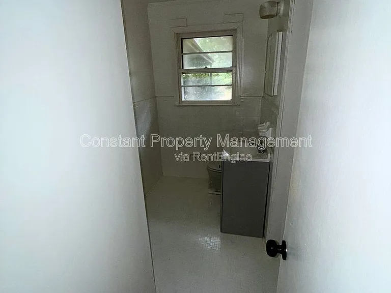 4158 Log Cabin Dr — Photo 12