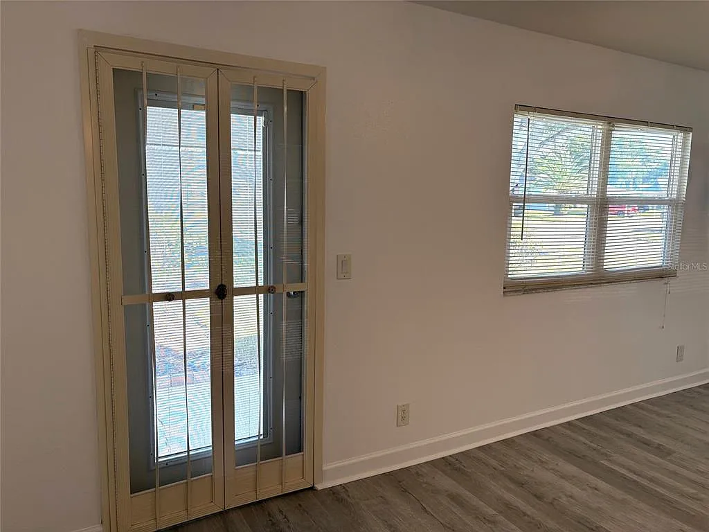 1 bed, 1.5 bath, 800 sqft, $1,395 — Photo 4