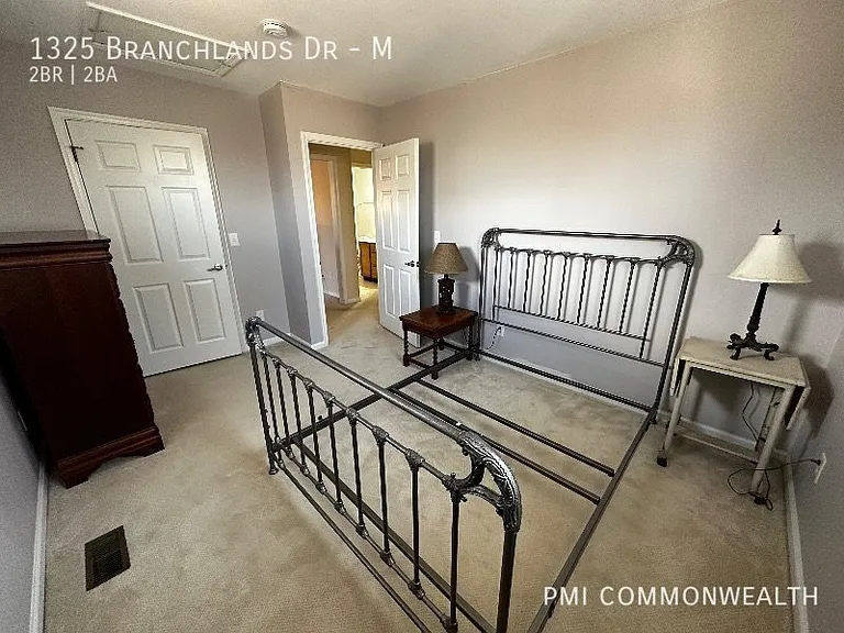 1325 Branchlands Dr #M — Photo 6