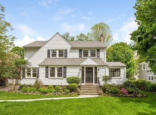 13 Oakshade Ave, Darien, CT 06820