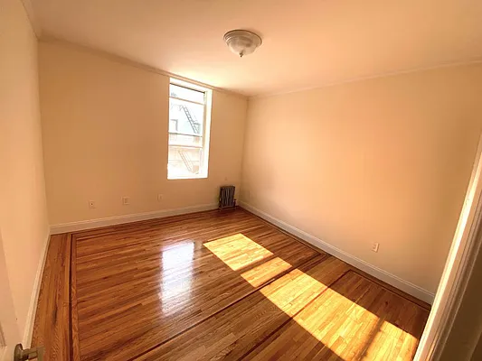 Rented by Awaye Realty Management LLC | media 25