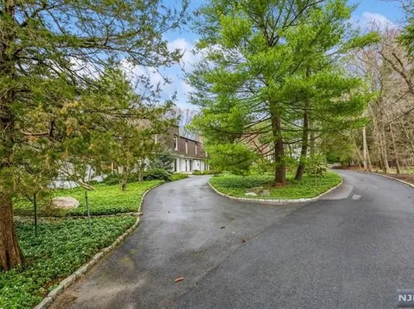 306 Hardenburgh Ave, Demarest, NJ 07627