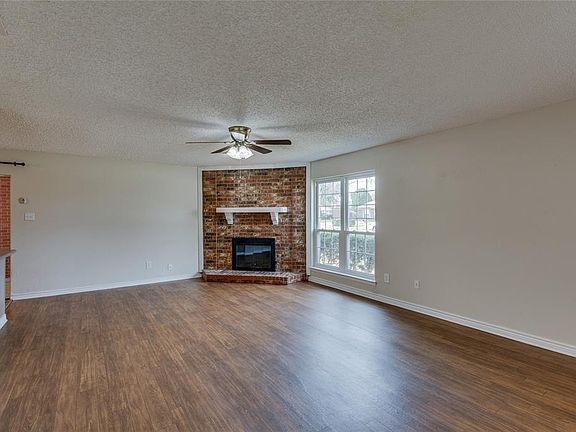3rd image of 1226 Frio Ln