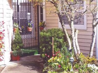 2536 N Narrows Dr, Tacoma, WA