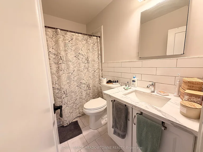 11 Woodman Dr S #411 — Photo 13