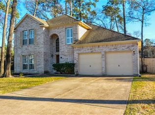 9 Windsor Dr, Conroe, TX 77304