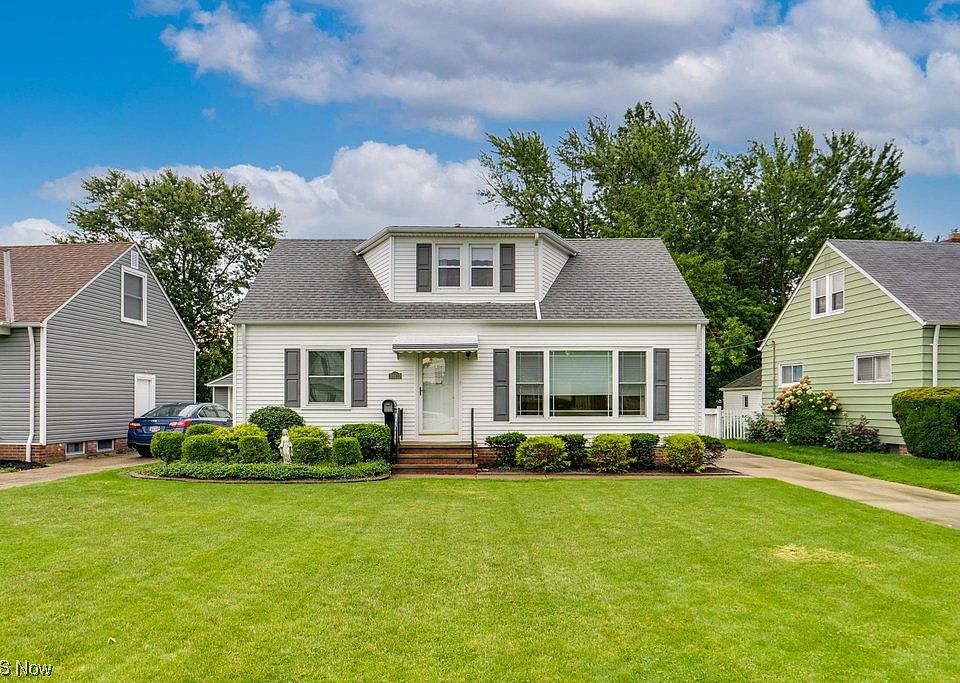 1st image of 30112 Fairway Blvd